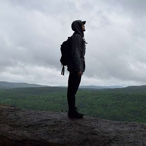 Meet your Posher, Killian